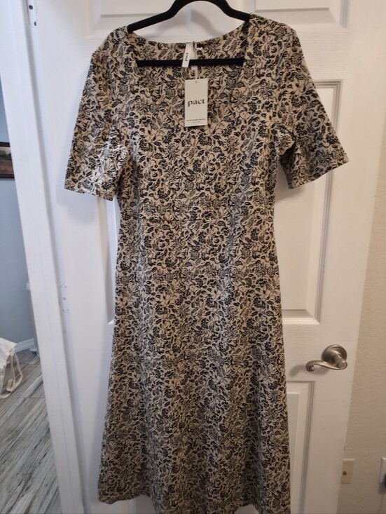 Pact Organic Dresses & Skirts - Pact Organic Paisley Blossoms Fit & Flare Midi Dress, XL